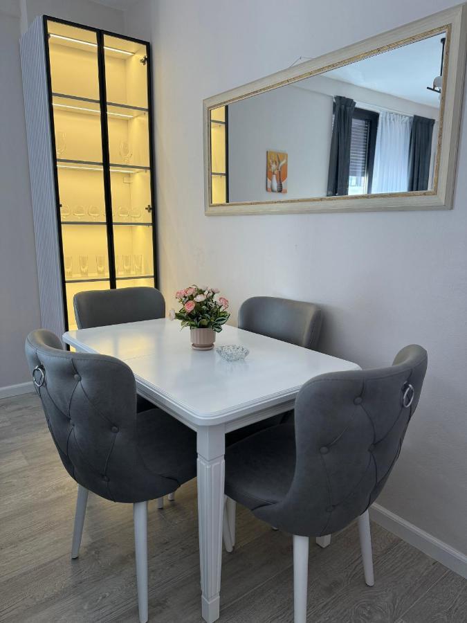 Sc Tirana Centre Apartment Εξωτερικό φωτογραφία